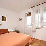 Gordana With Balcony And Parking * Pula