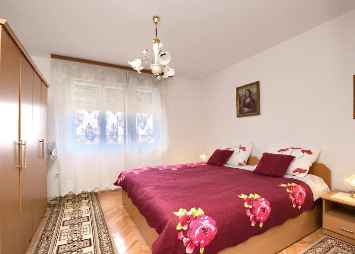 Gordana With Balcony And Parking